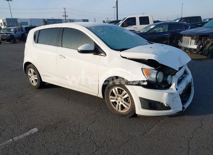 2015 Chevrolet Sonic LT AUTO (VIN 1G1JC6SH5F4192995) main photo