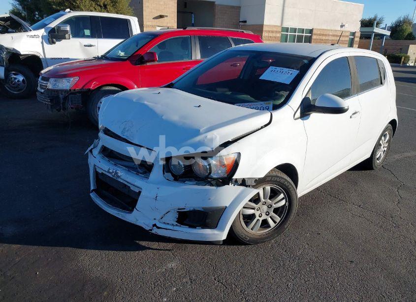 Photo 6 of 2015 Chevrolet Sonic LT AUTO (VIN 1G1JC6SH5F4192995)