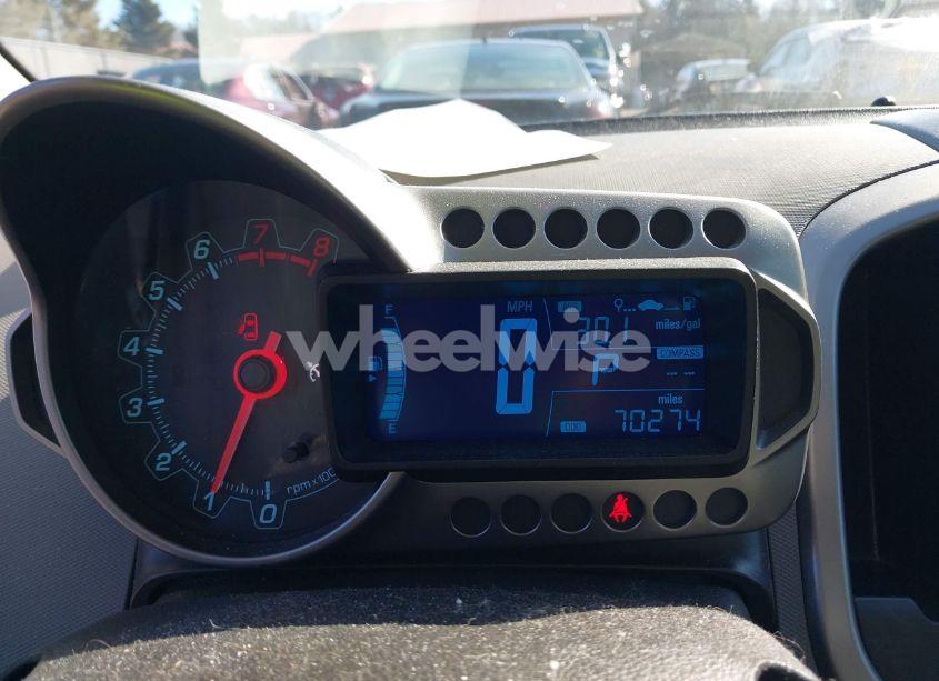 Photo 7 of 2015 Chevrolet Sonic LT AUTO (VIN 1G1JC6SH5F4215076)