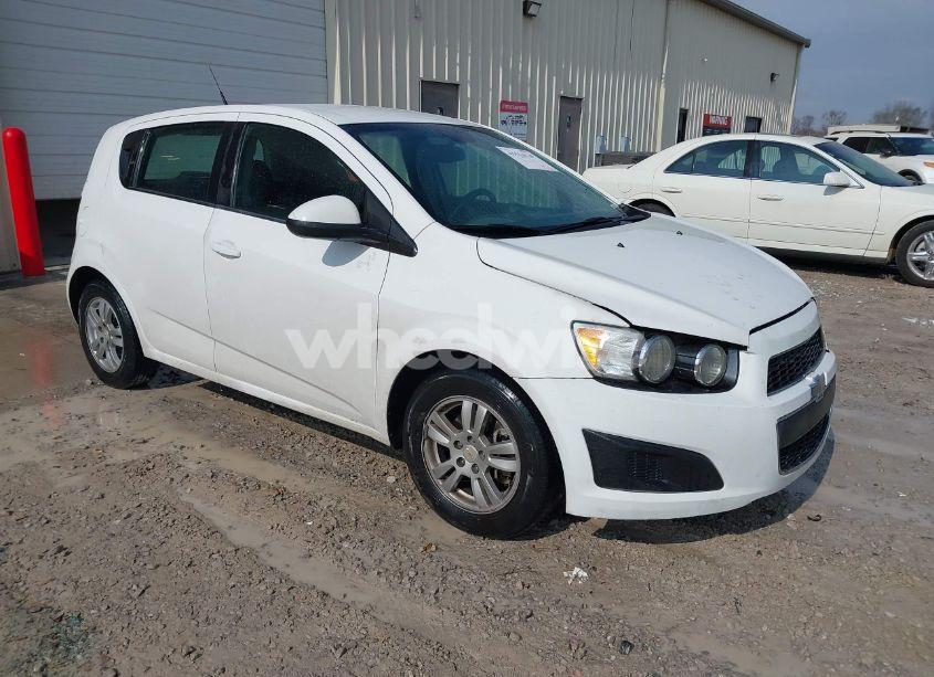 2012 Chevrolet Sonic 2LT (VIN 1G1JC6SH6C4104547) main photo