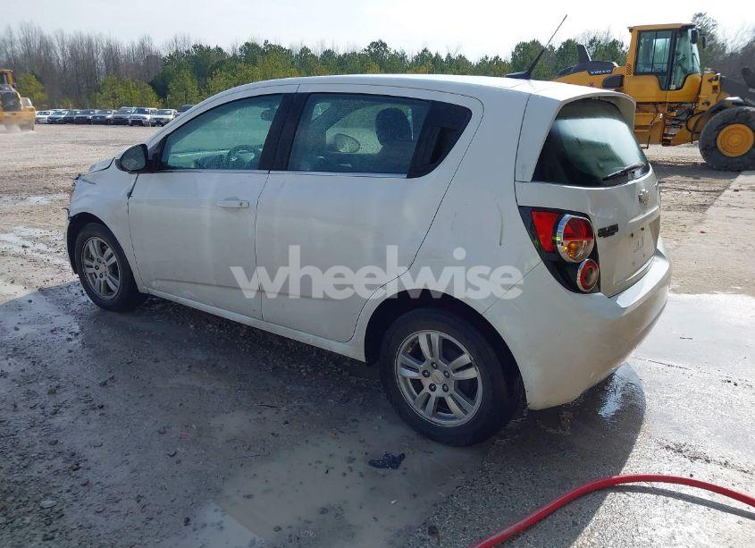 Photo 3 of 2012 Chevrolet Sonic 2LT (VIN 1G1JC6SH6C4104547)