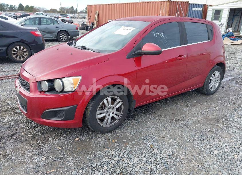 Photo 2 of 2013 Chevrolet Sonic LT AUTO (VIN 1G1JC6SH6D4119454)