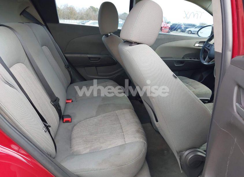 Photo 8 of 2013 Chevrolet Sonic LT AUTO (VIN 1G1JC6SH6D4119454)