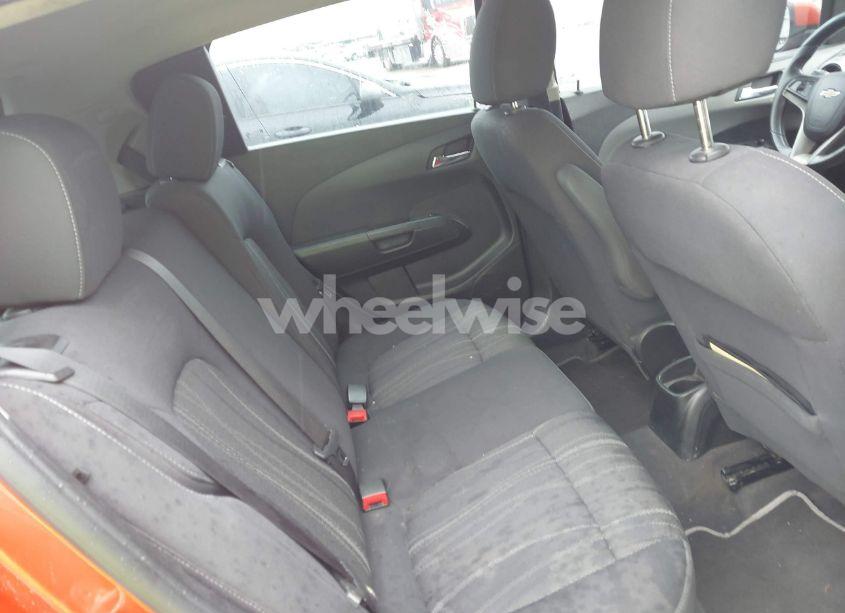 Photo 8 of 2013 Chevrolet Sonic LT AUTO (VIN 1G1JC6SH6D4216850)