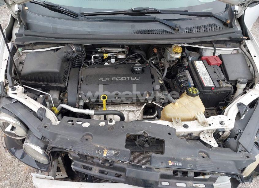 Photo 10 of 2014 Chevrolet Sonic LT AUTO (VIN 1G1JC6SH6E4192423)