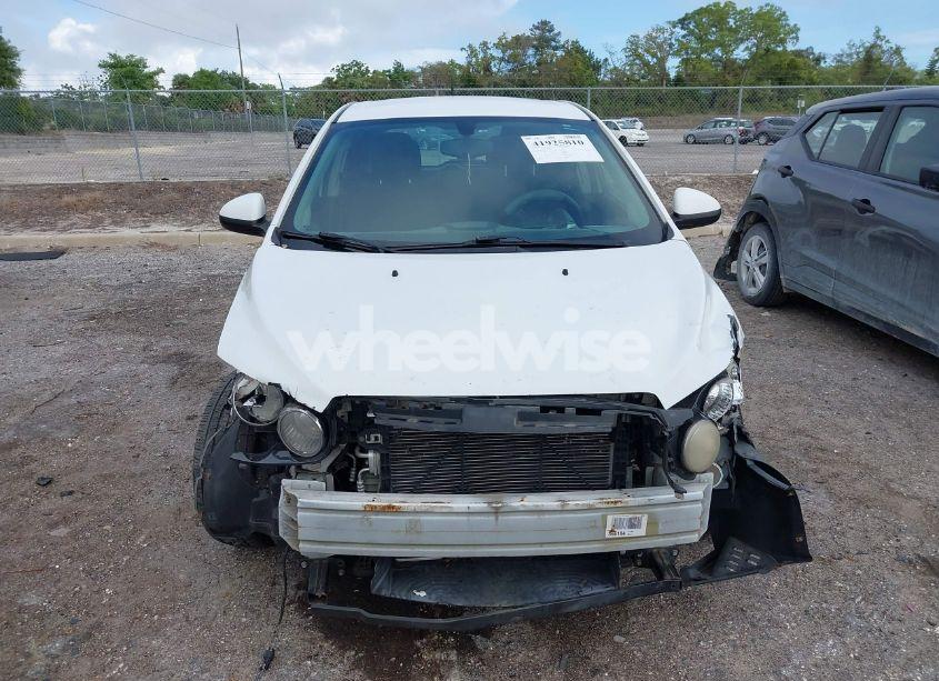 Photo 12 of 2014 Chevrolet Sonic LT AUTO (VIN 1G1JC6SH6E4192423)