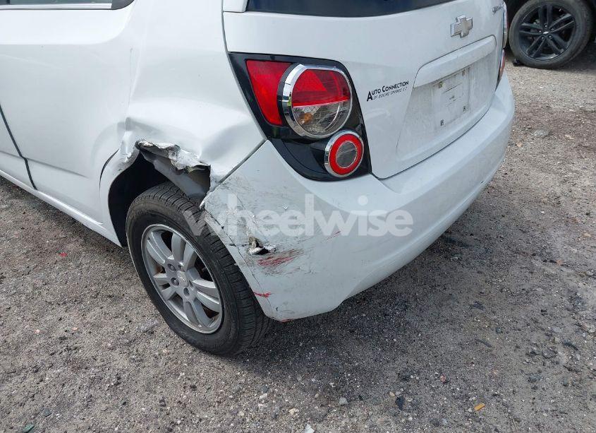 Photo 6 of 2014 Chevrolet Sonic LT AUTO (VIN 1G1JC6SH6E4192423)