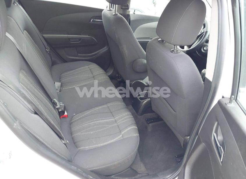 Photo 8 of 2014 Chevrolet Sonic LT AUTO (VIN 1G1JC6SH6E4192423)