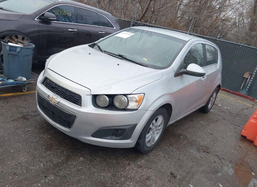 Photo 2 of 2014 Chevrolet Sonic LT AUTO (VIN 1G1JC6SH6E4207390)