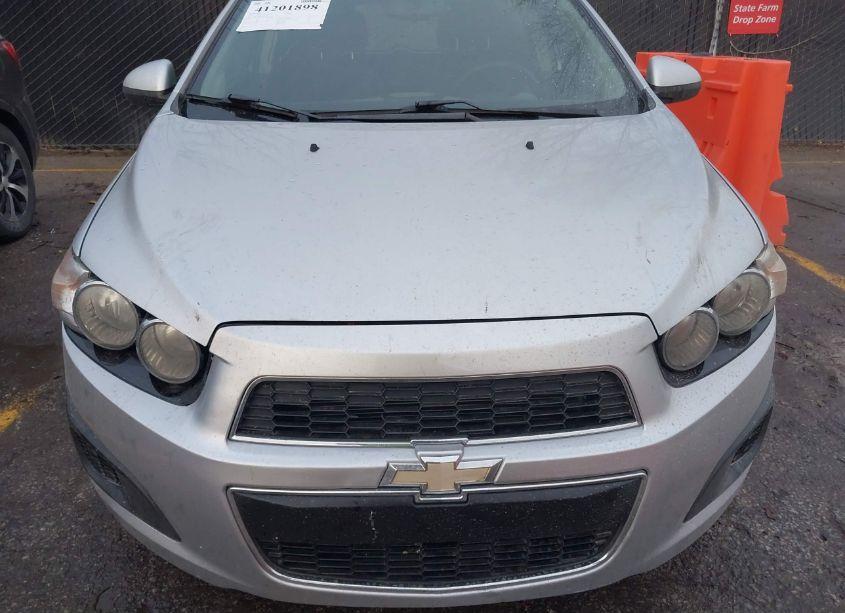 Photo 6 of 2014 Chevrolet Sonic LT AUTO (VIN 1G1JC6SH6E4207390)