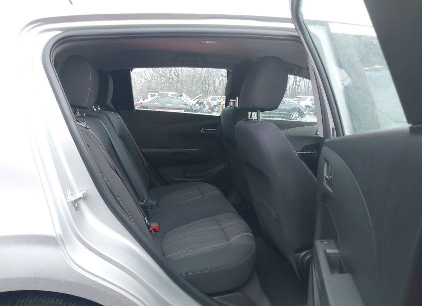 Photo 8 of 2014 Chevrolet Sonic LT AUTO (VIN 1G1JC6SH6E4207390)