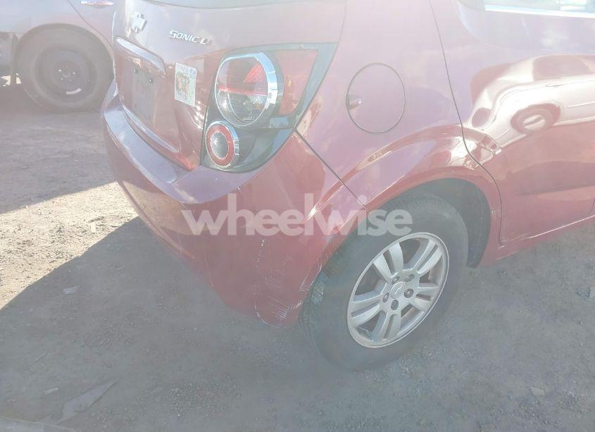 Photo 13 of 2014 Chevrolet Sonic LT AUTO (VIN 1G1JC6SH6E4215294)