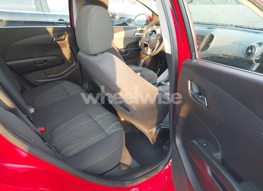 Photo 8 of 2015 Chevrolet Sonic LT AUTO (VIN 1G1JC6SH6F4131347)