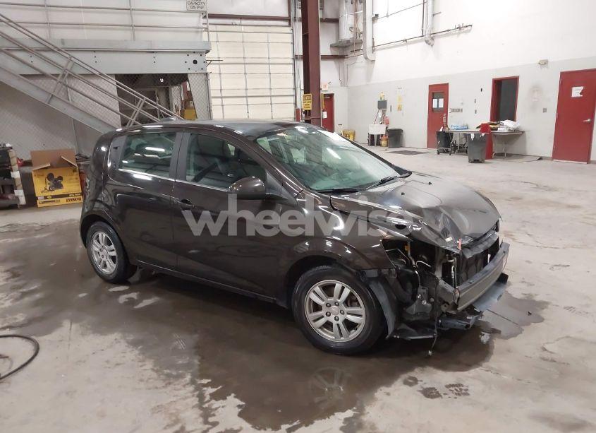 2015 Chevrolet Sonic LT AUTO (VIN 1G1JC6SH6F4153588) main photo