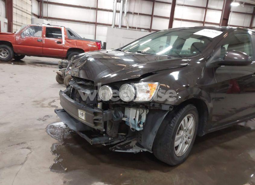 Photo 18 of 2015 Chevrolet Sonic LT AUTO (VIN 1G1JC6SH6F4153588)