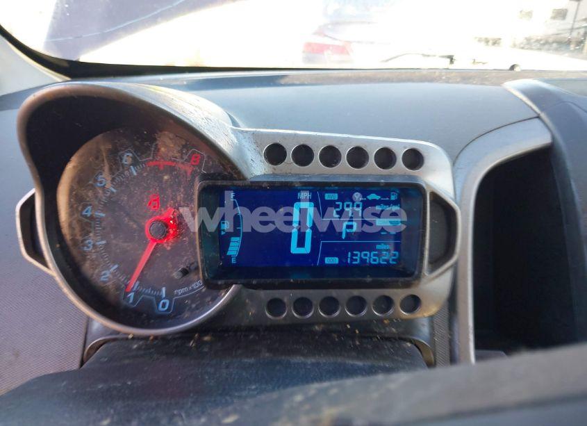 Photo 7 of 2015 Chevrolet Sonic LT AUTO (VIN 1G1JC6SH6F4206371)