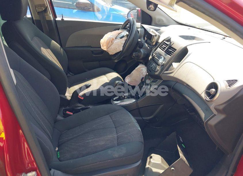 Photo 5 of 2012 Chevrolet Sonic 2LT (VIN 1G1JC6SH7C4135418)