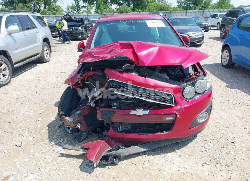 Photo 6 of 2012 Chevrolet Sonic 2LT (VIN 1G1JC6SH7C4135418)