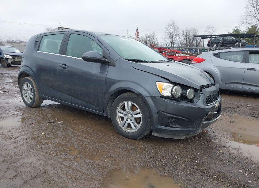 2012 Chevrolet Sonic 2LT (VIN 1G1JC6SH7C4230402) main photo