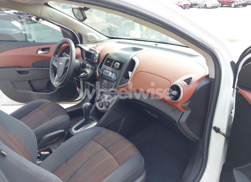 Photo 5 of 2012 Chevrolet Sonic 2LT (VIN 1G1JC6SH7C4232151)