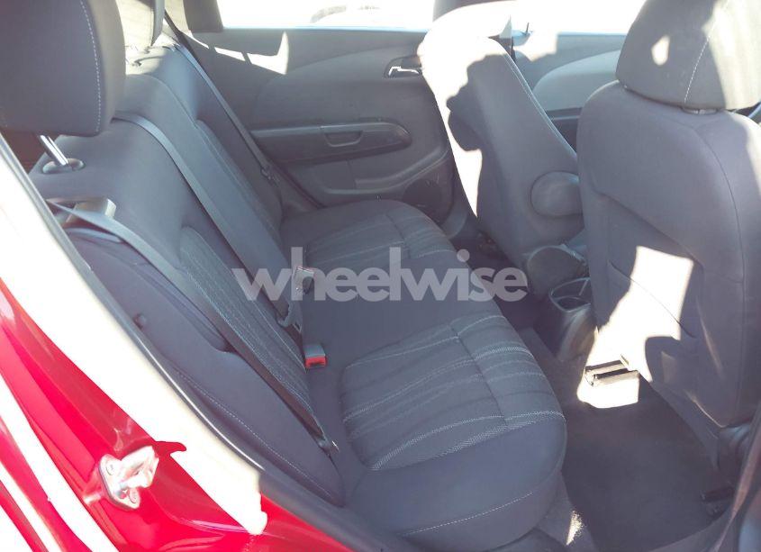 Photo 8 of 2013 Chevrolet Sonic LT AUTO (VIN 1G1JC6SH7D4125523)