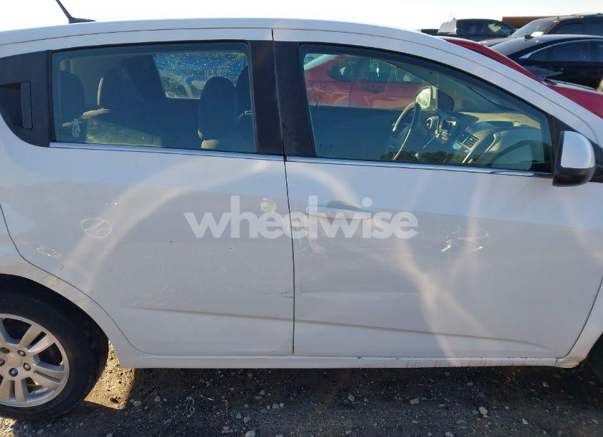 Photo 13 of 2013 Chevrolet Sonic LT AUTO (VIN 1G1JC6SH7D4231891)