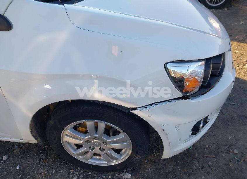 Photo 19 of 2013 Chevrolet Sonic LT AUTO (VIN 1G1JC6SH7D4231891)