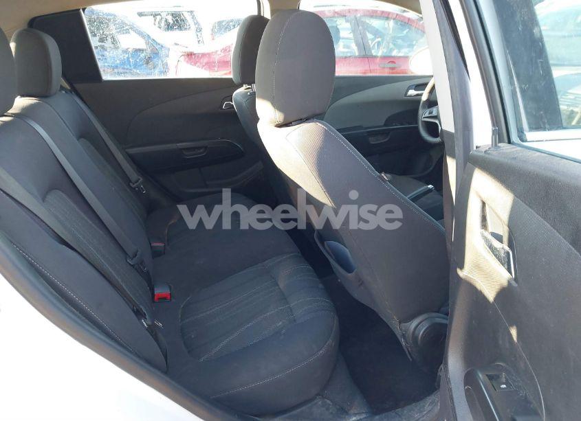 Photo 8 of 2013 Chevrolet Sonic LT AUTO (VIN 1G1JC6SH7D4231891)