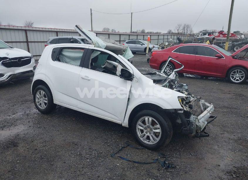 2015 Chevrolet Sonic LT AUTO (VIN 1G1JC6SH7F4174482) main photo