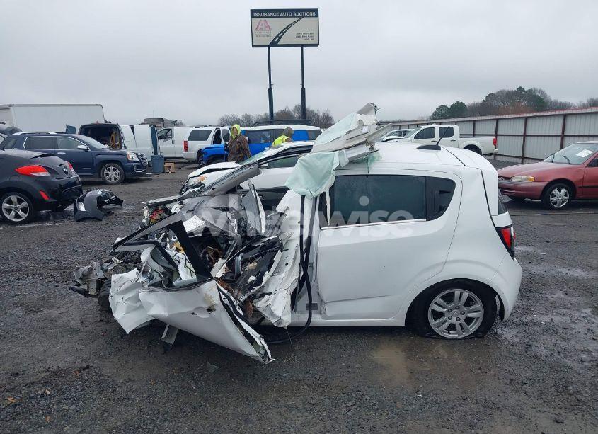 Photo 14 of 2015 Chevrolet Sonic LT AUTO (VIN 1G1JC6SH7F4174482)