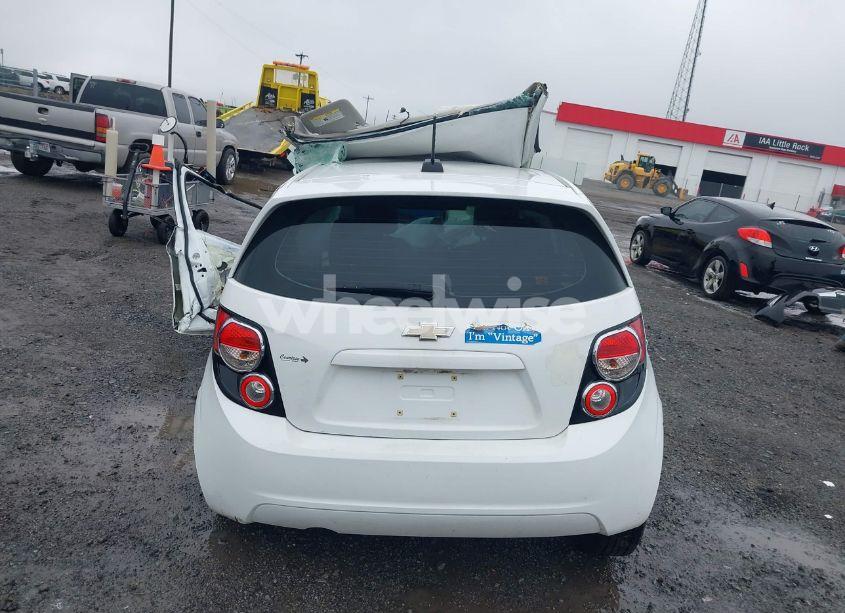 Photo 16 of 2015 Chevrolet Sonic LT AUTO (VIN 1G1JC6SH7F4174482)