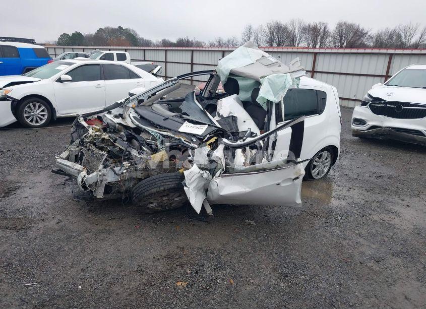 Photo 2 of 2015 Chevrolet Sonic LT AUTO (VIN 1G1JC6SH7F4174482)