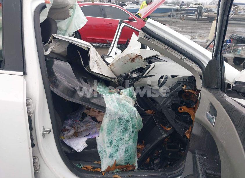 Photo 5 of 2015 Chevrolet Sonic LT AUTO (VIN 1G1JC6SH7F4174482)