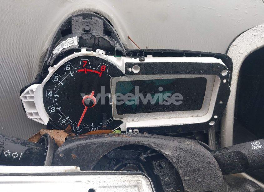 Photo 7 of 2015 Chevrolet Sonic LT AUTO (VIN 1G1JC6SH7F4174482)