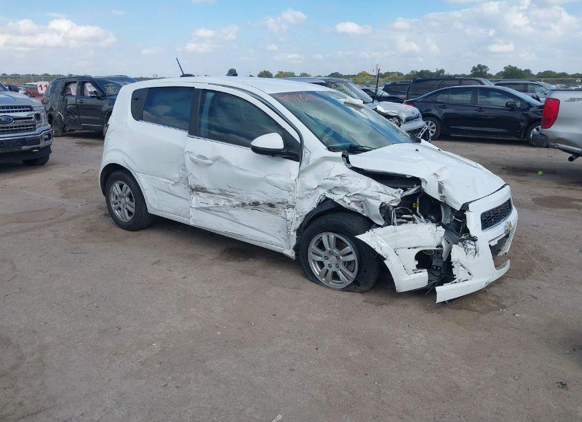 2016 Chevrolet Sonic LT AUTO (VIN 1G1JC6SH7G4165525) main photo