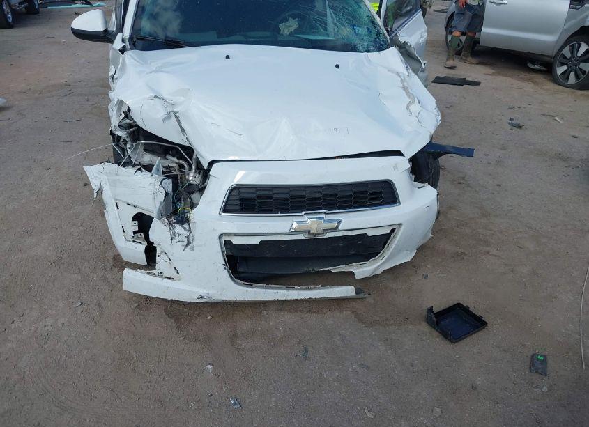 Photo 6 of 2016 Chevrolet Sonic LT AUTO (VIN 1G1JC6SH7G4165525)