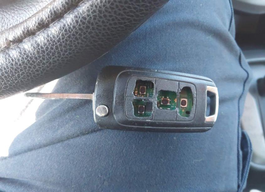 Photo 11 of 2013 Chevrolet Sonic LT AUTO (VIN 1G1JC6SH8D4216235)