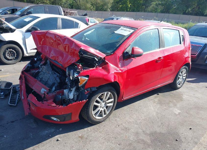 Photo 2 of 2013 Chevrolet Sonic LT AUTO (VIN 1G1JC6SH8D4236744)
