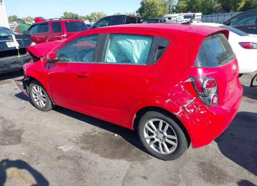 Photo 3 of 2013 Chevrolet Sonic LT AUTO (VIN 1G1JC6SH8D4236744)