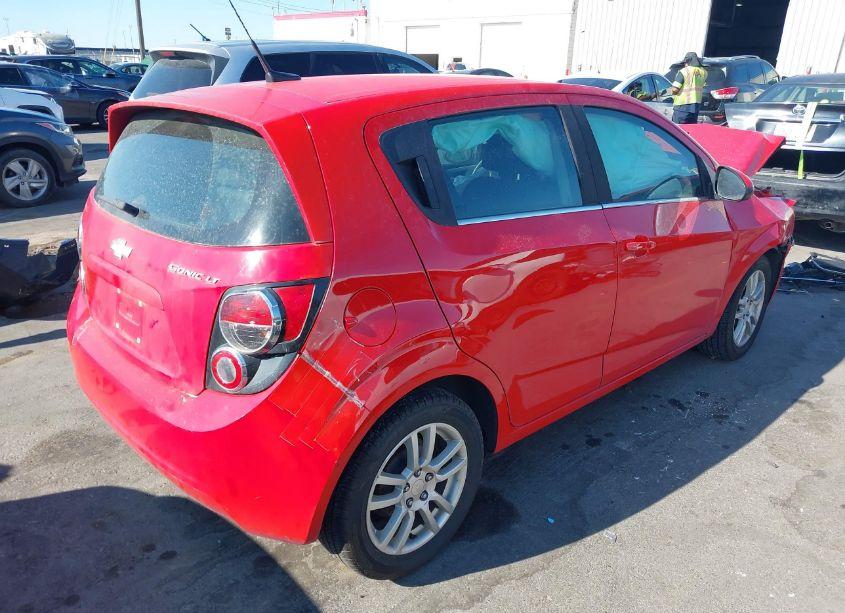Photo 4 of 2013 Chevrolet Sonic LT AUTO (VIN 1G1JC6SH8D4236744)