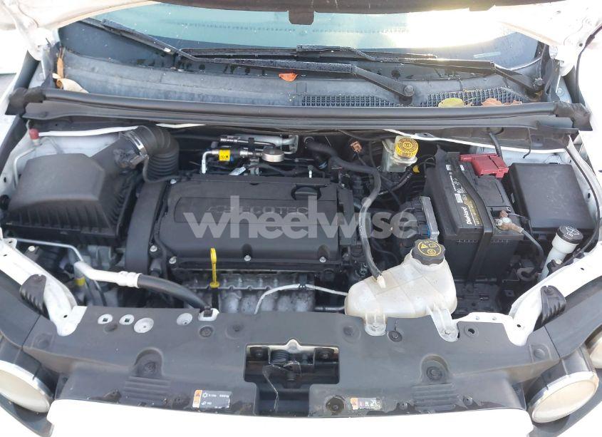 Photo 10 of 2014 Chevrolet Sonic LT AUTO (VIN 1G1JC6SH8E4231285)