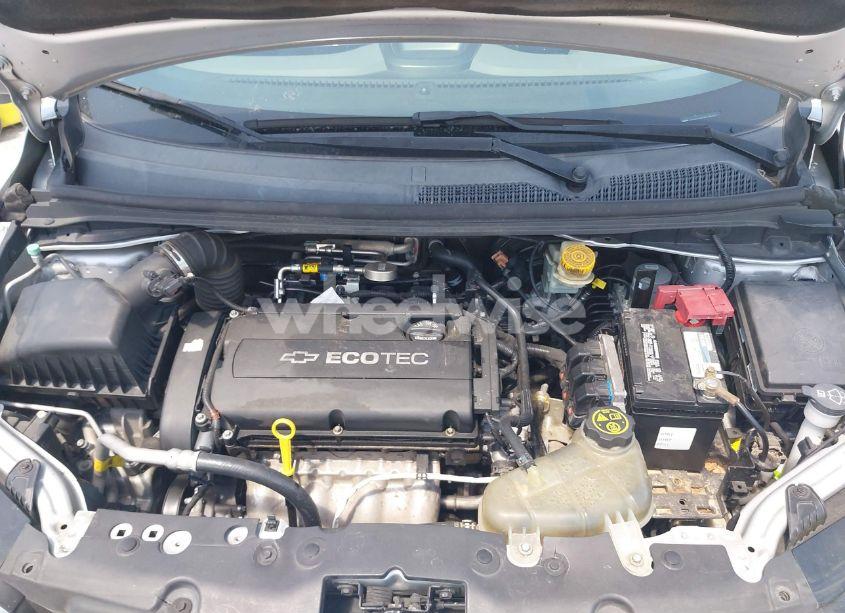 Photo 10 of 2014 Chevrolet Sonic LT AUTO (VIN 1G1JC6SH8E4235238)