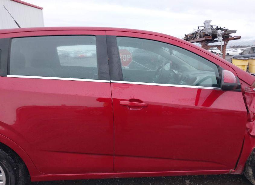 Photo 13 of 2012 Chevrolet Sonic 2LT (VIN 1G1JC6SH9C4125750)