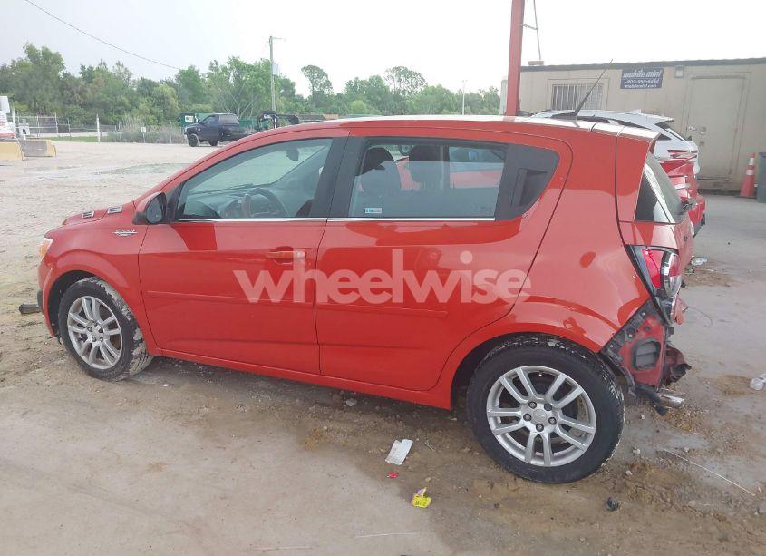 Photo 15 of 2013 Chevrolet Sonic LT AUTO (VIN 1G1JC6SH9D4191653)