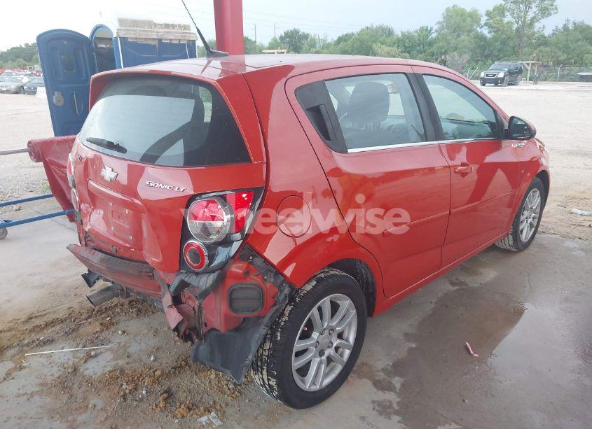 Photo 4 of 2013 Chevrolet Sonic LT AUTO (VIN 1G1JC6SH9D4191653)