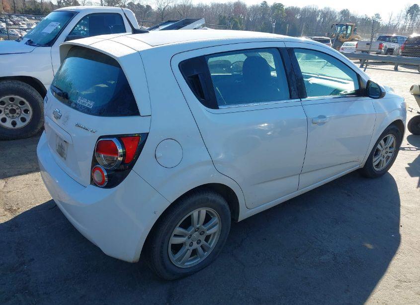 Photo 4 of 2014 Chevrolet Sonic LT AUTO (VIN 1G1JC6SH9E4192741)