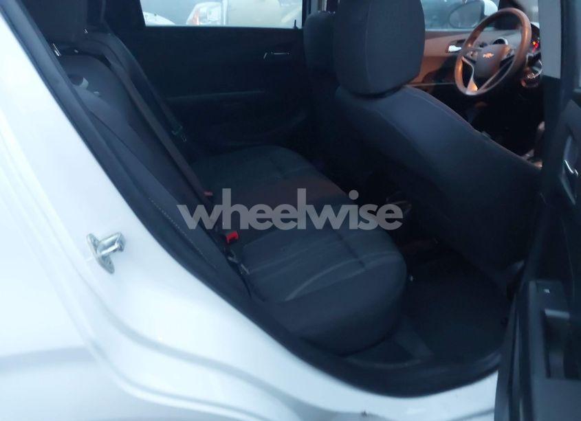 Photo 8 of 2016 Chevrolet Sonic LT AUTO (VIN 1G1JC6SH9G4104306)