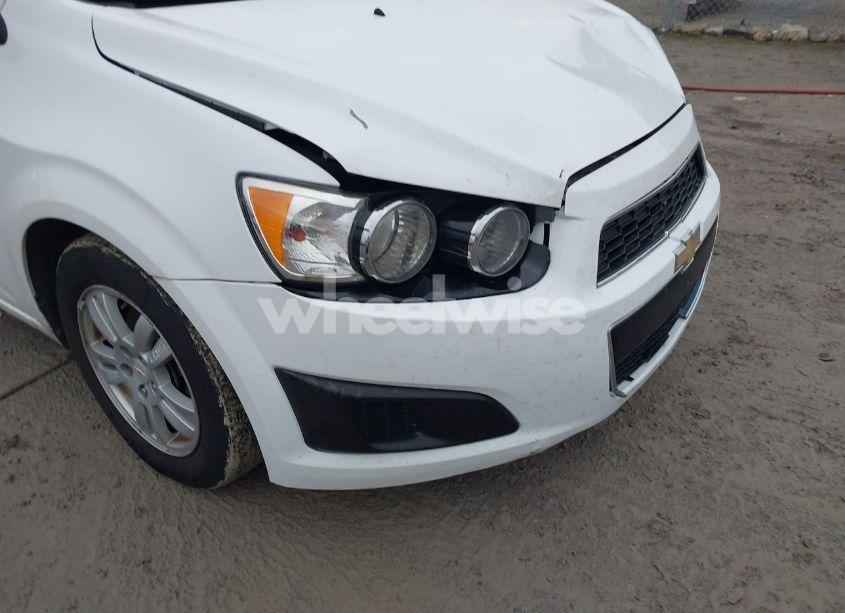 Photo 13 of 2016 Chevrolet Sonic LT AUTO (VIN 1G1JC6SH9G4124863)