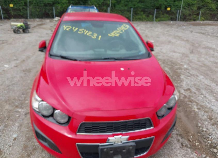 Photo 6 of 2013 Chevrolet Sonic LT AUTO (VIN 1G1JC6SHXD4188633)