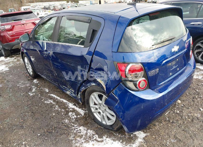 Photo 6 of 2014 Chevrolet Sonic LT AUTO (VIN 1G1JC6SHXE4151759)